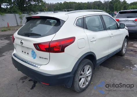 2018 Nissan Rogue Sport Sv z USA, uszkodzony, nr VIN JN1BJ1CR3JW286367